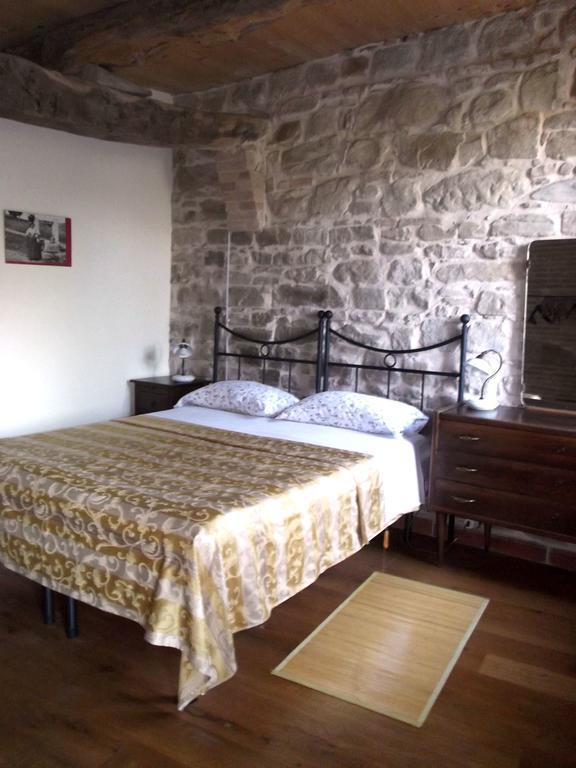 Locanda Dell'Istrice Камеріно Номер фото