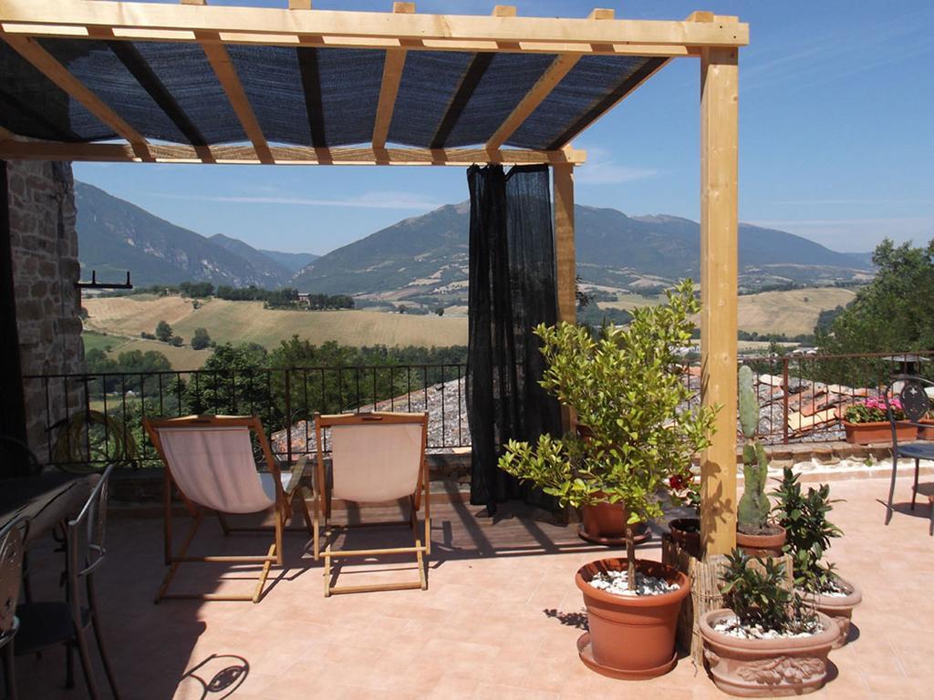 Locanda Dell'Istrice Камеріно Номер фото